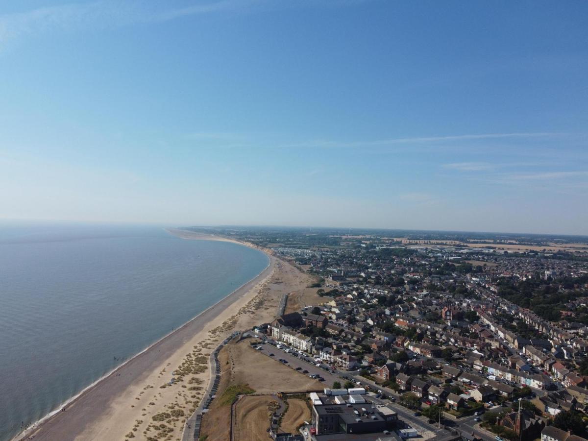 Stunning 6 Berth Lodge With Full Sea Views In Suffolk Ref 68007Cr Lowestoft Buitenkant foto